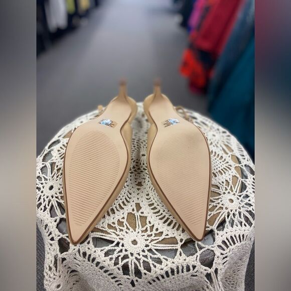 Ladies Formal Dress Shoes - Misc Size - Picture 4 of 5